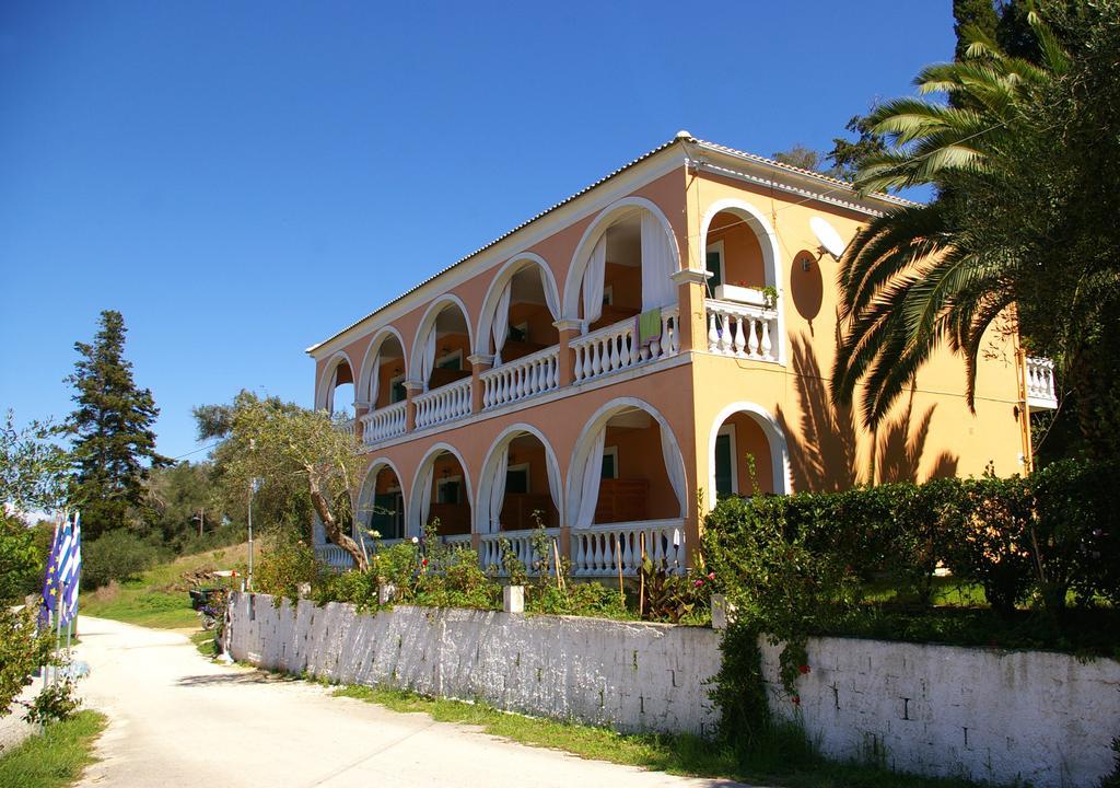 Angeliki Aparthotel Vitaládes Exterior photo