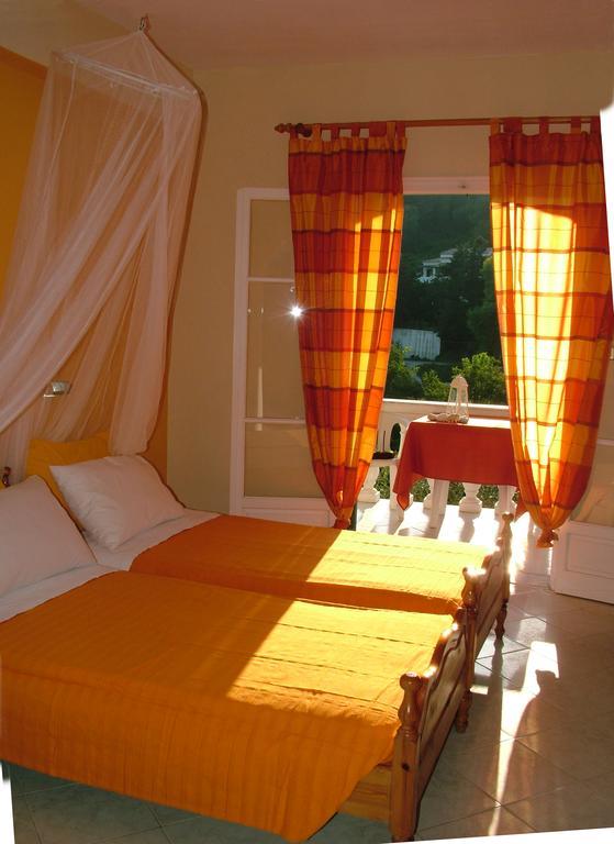 Angeliki Aparthotel Vitaládes Exterior photo