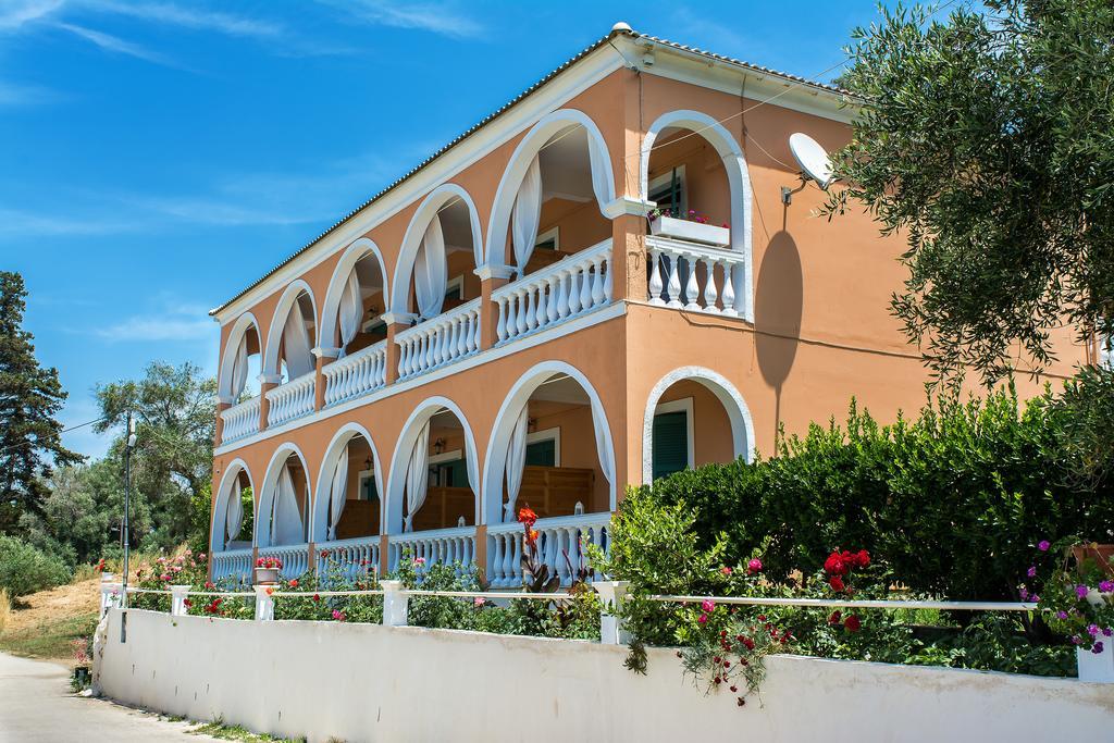 Angeliki Aparthotel Vitaládes Exterior photo