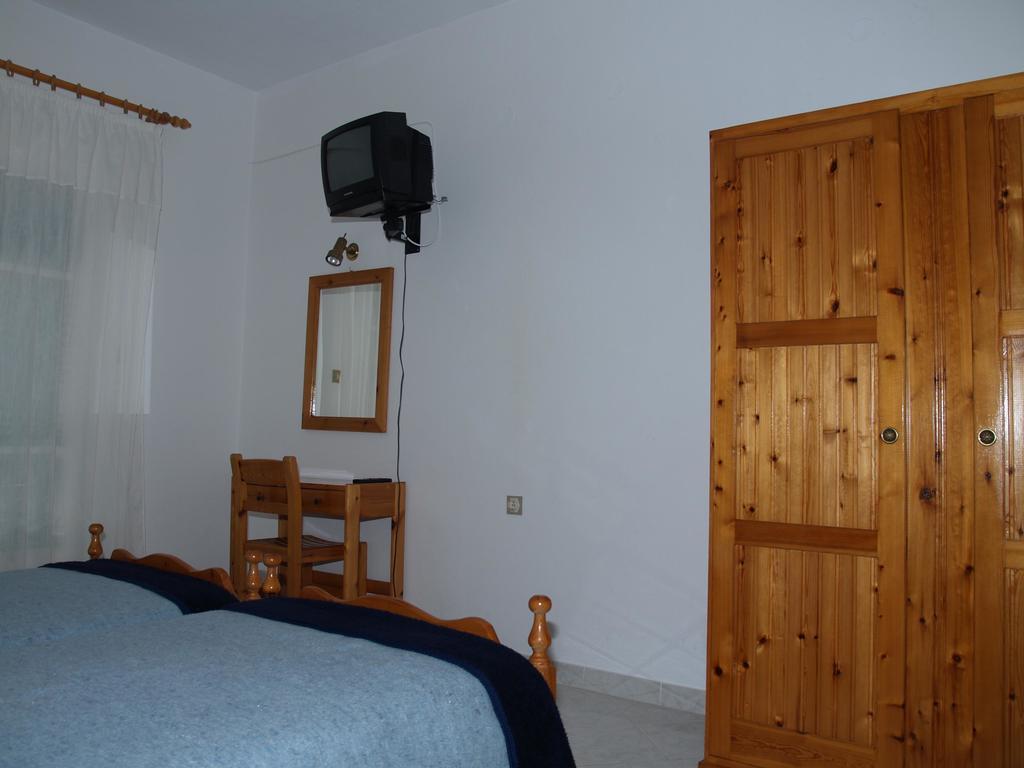 Angeliki Aparthotel Vitaládes Room photo